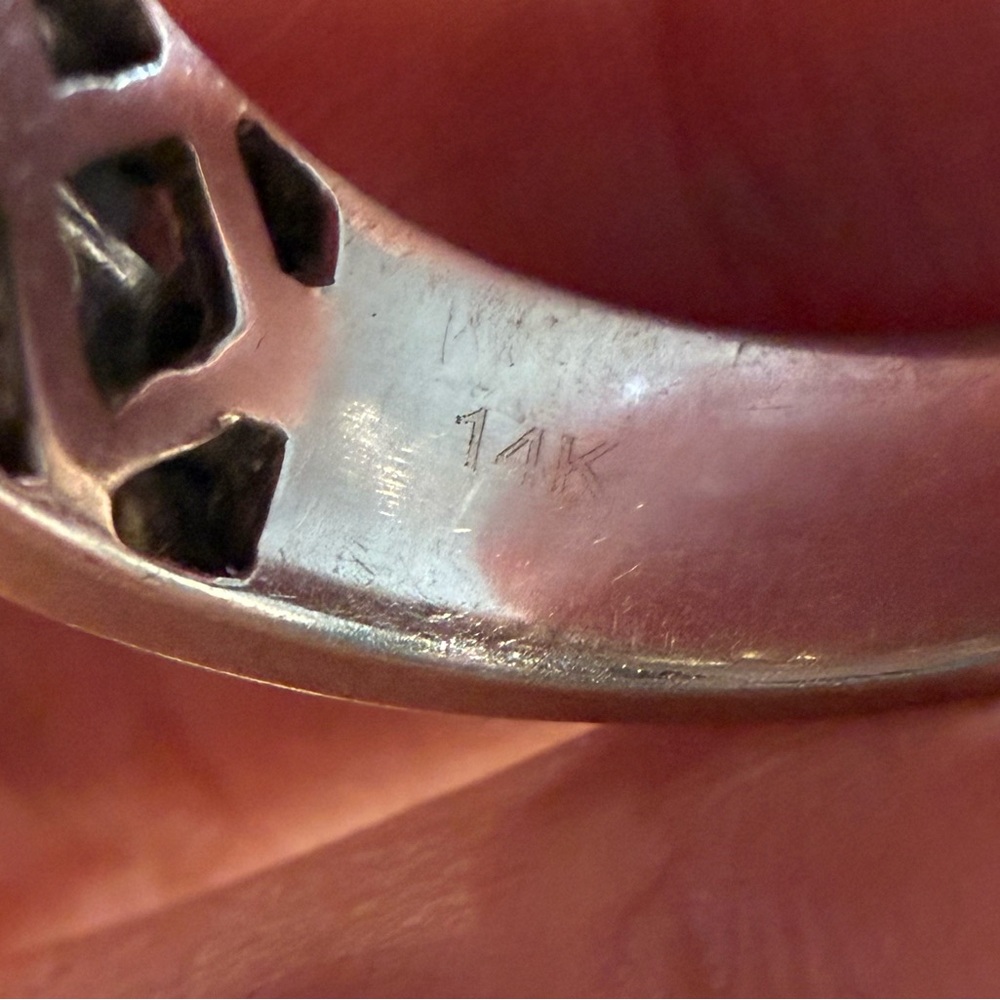 Diamond Cluster Wide Band Ring - 14 K White Gold - Picture 14 of 16